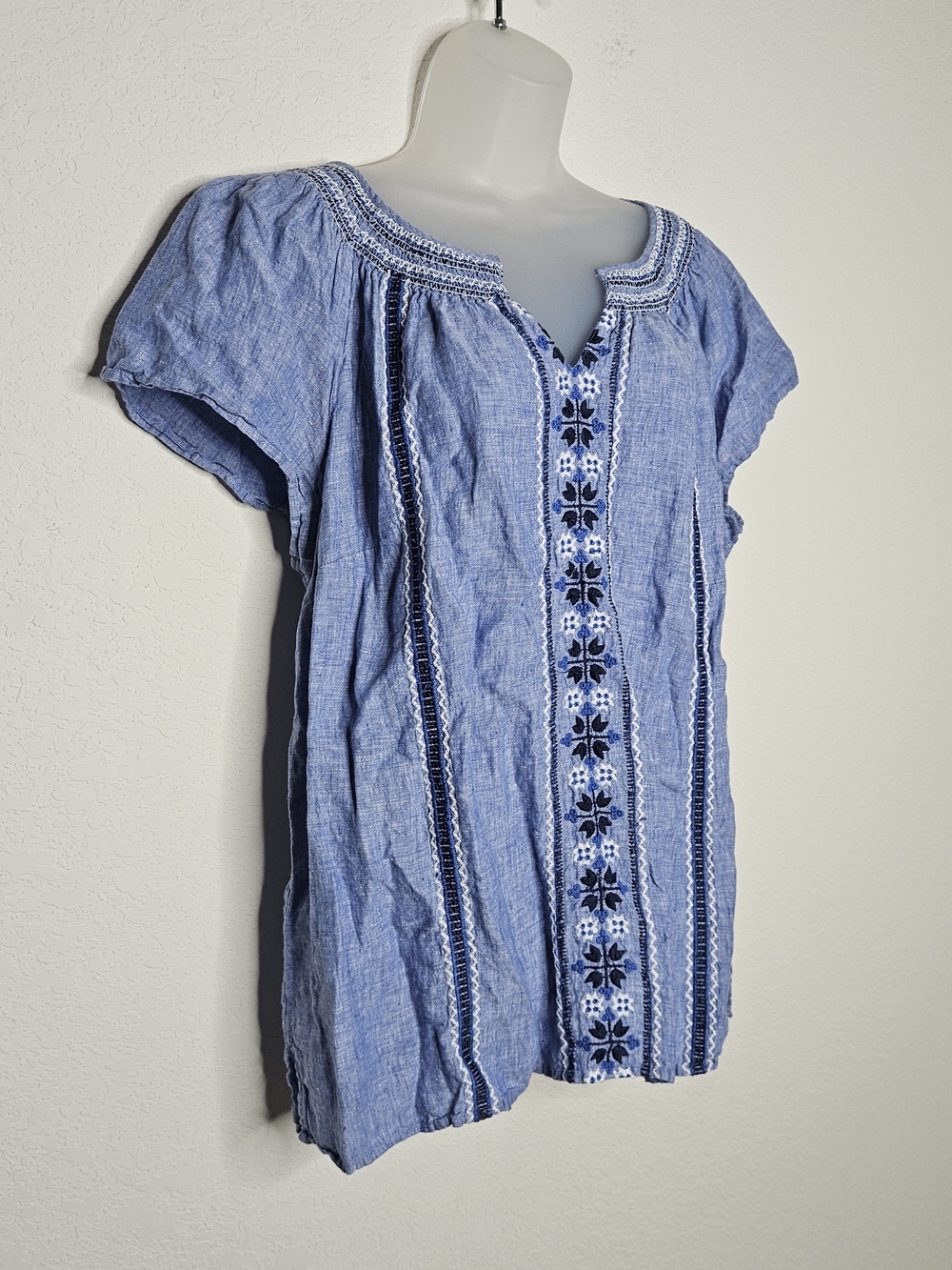 Talbots 100% Linen Embroidered Boho V Neck Peasant Short Sleeve Relaxed Boxy Top - Picture 2 of 10